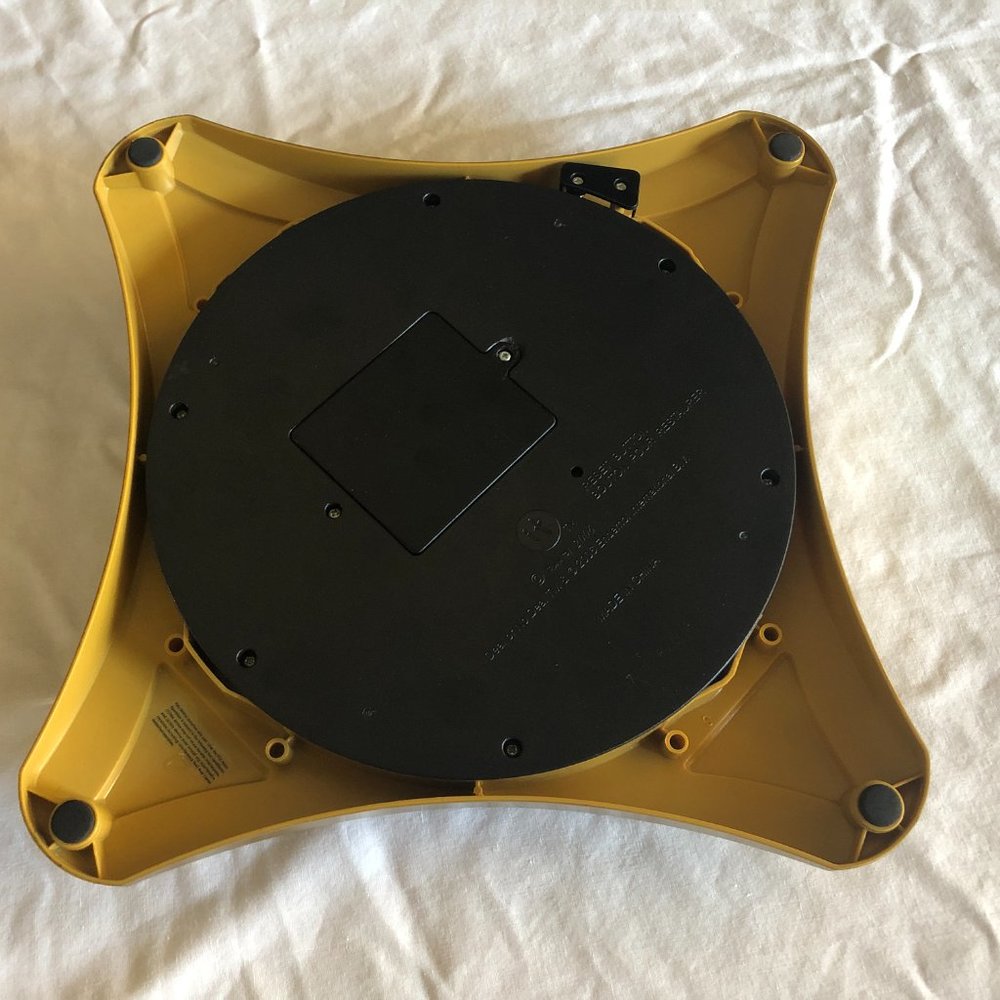 Deal Or No Deal NBC Electronic Game Irwin Toys 1-4 Players - Picture 6 of 7